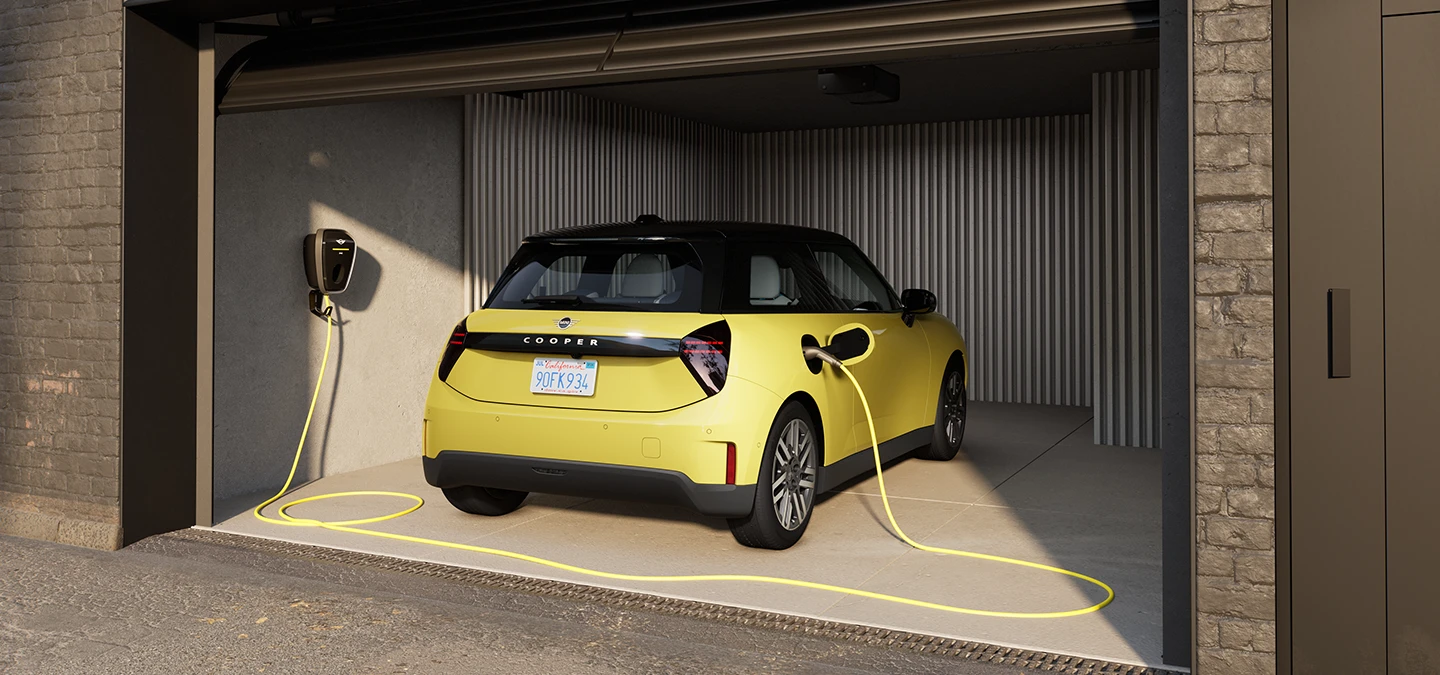 mini-J01-BEV-gallery-charging-wide (1)